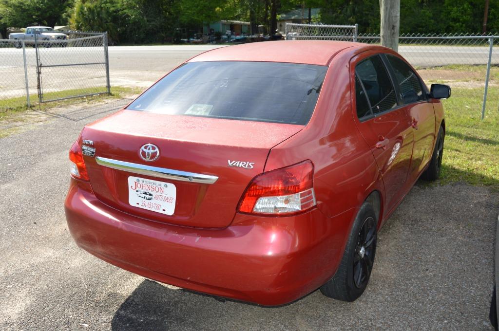 2010 Toyota Yaris - $7,995