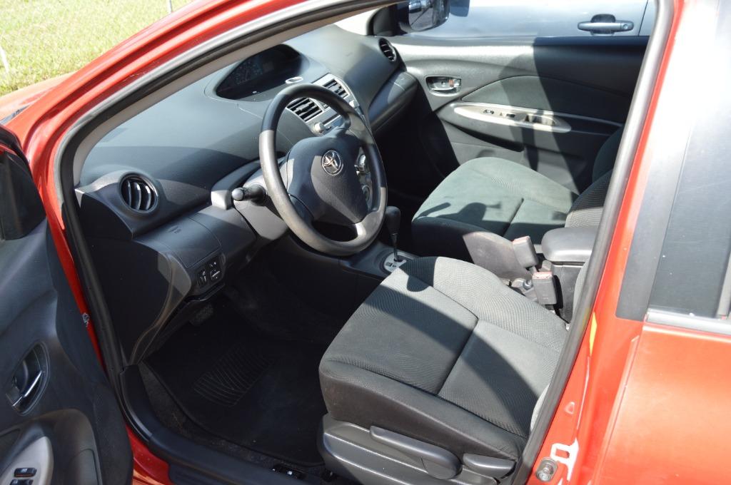 2010 Toyota Yaris - $7,995