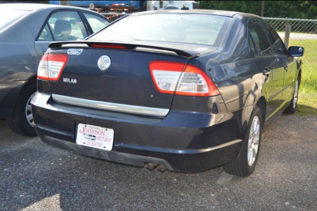 2008 Mercury Milan - $2,850