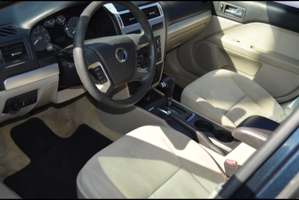 2008 Mercury Milan - $2,850