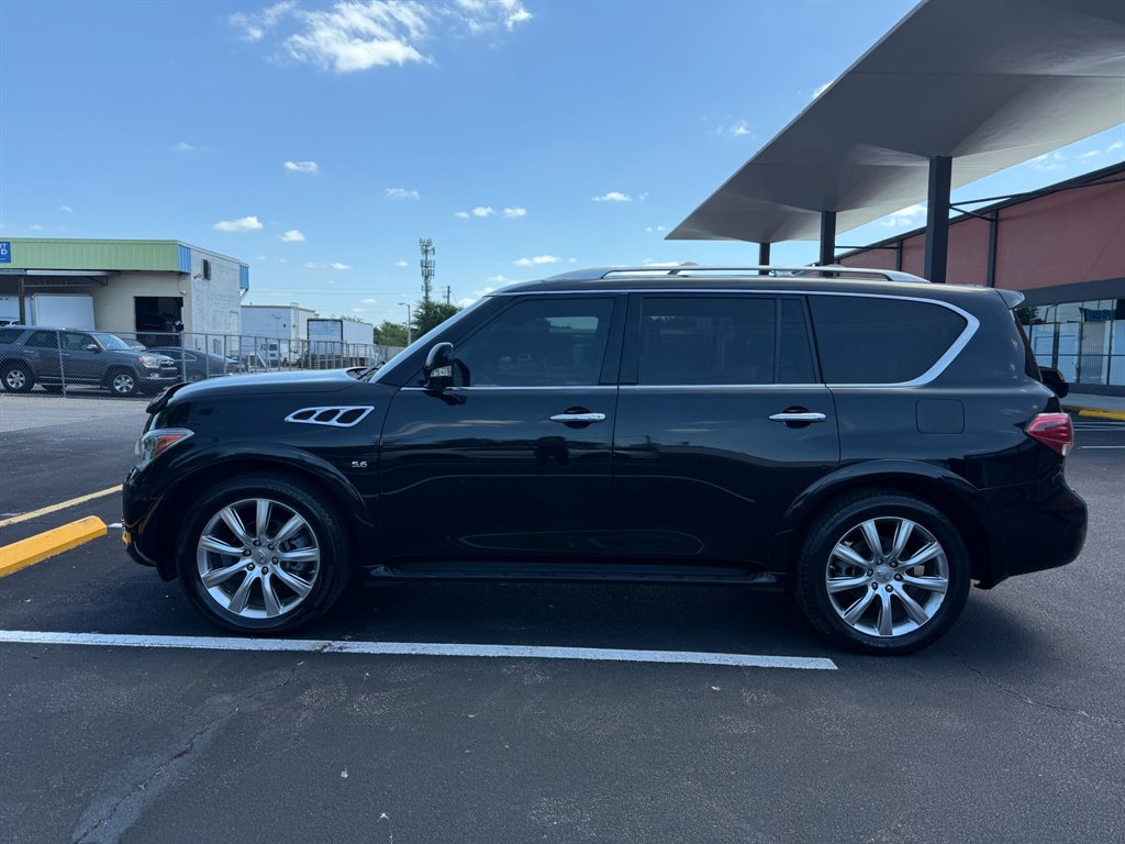 2014 Infiniti QX80 photo