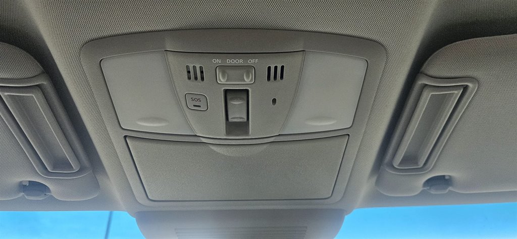 2014 Infiniti QX80 photo