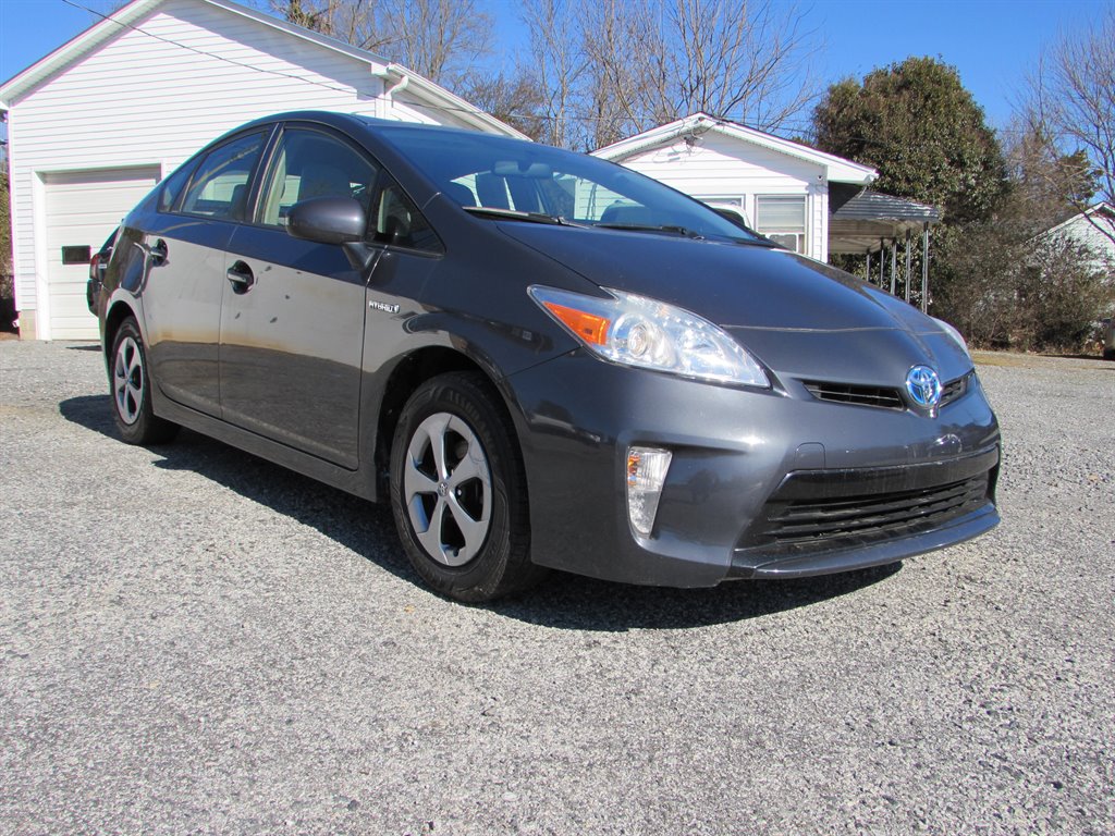 2012 Toyota Prius Two photo