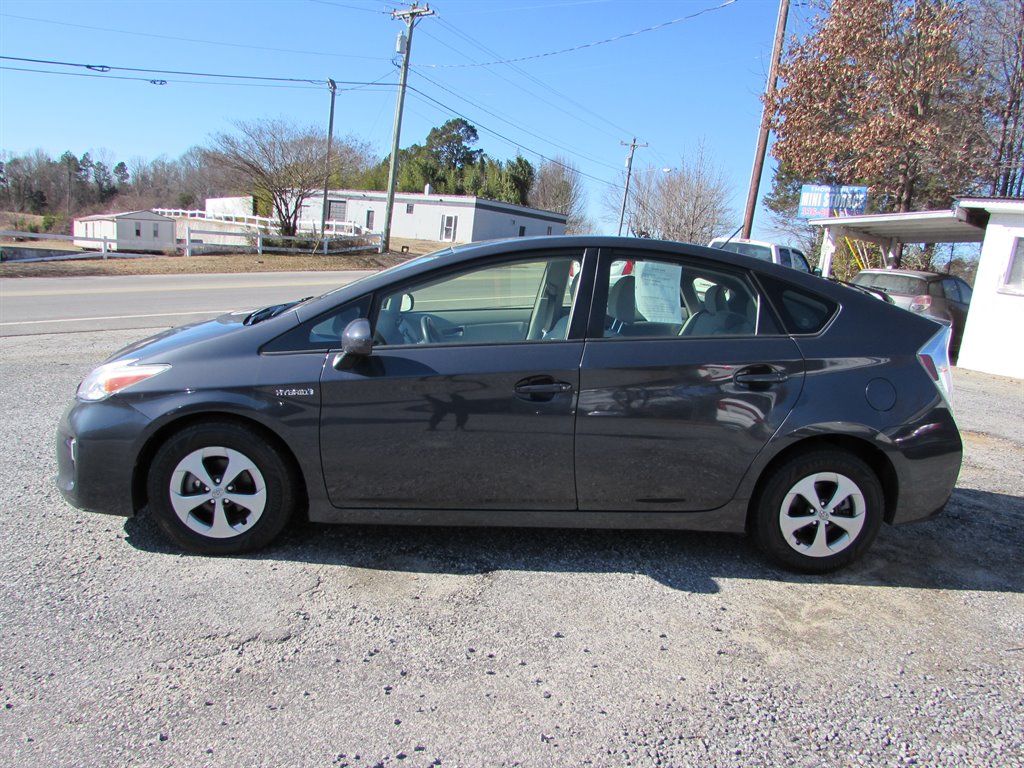 2012 Toyota Prius Two photo