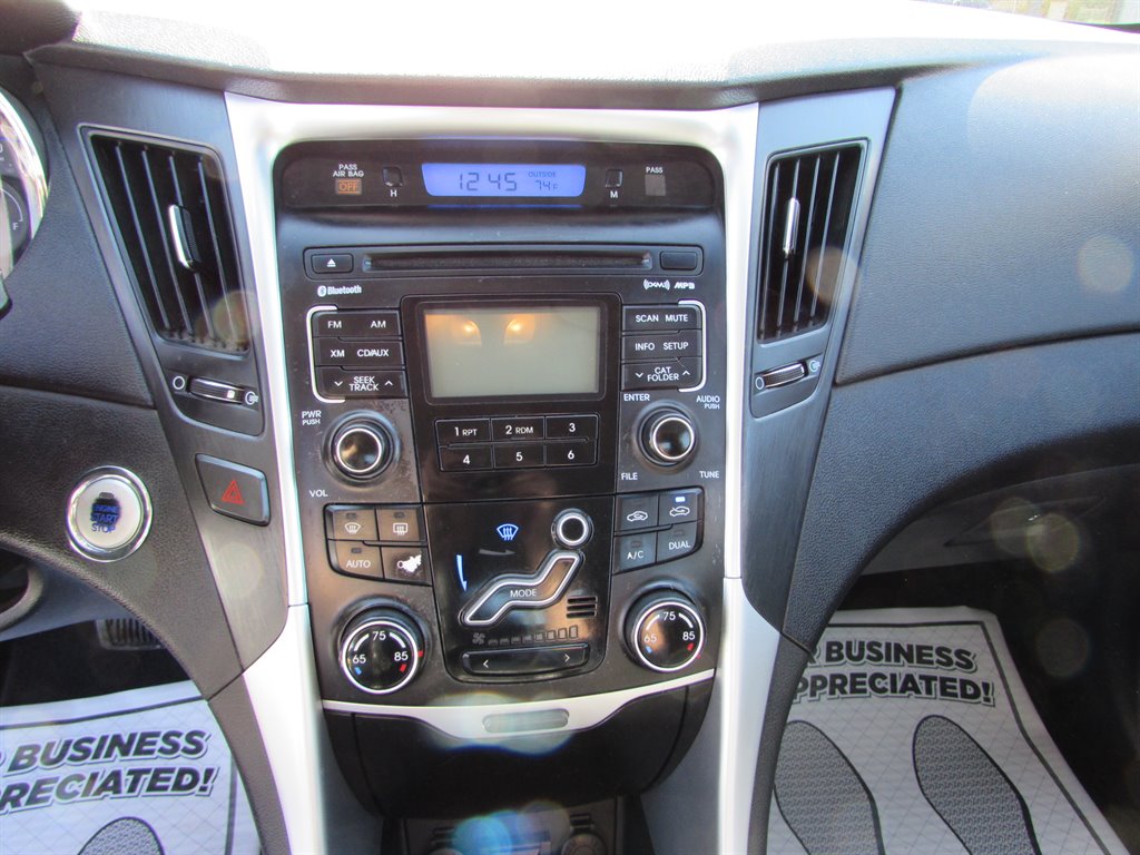 2011 Hyundai Sonata SE 2.0T photo