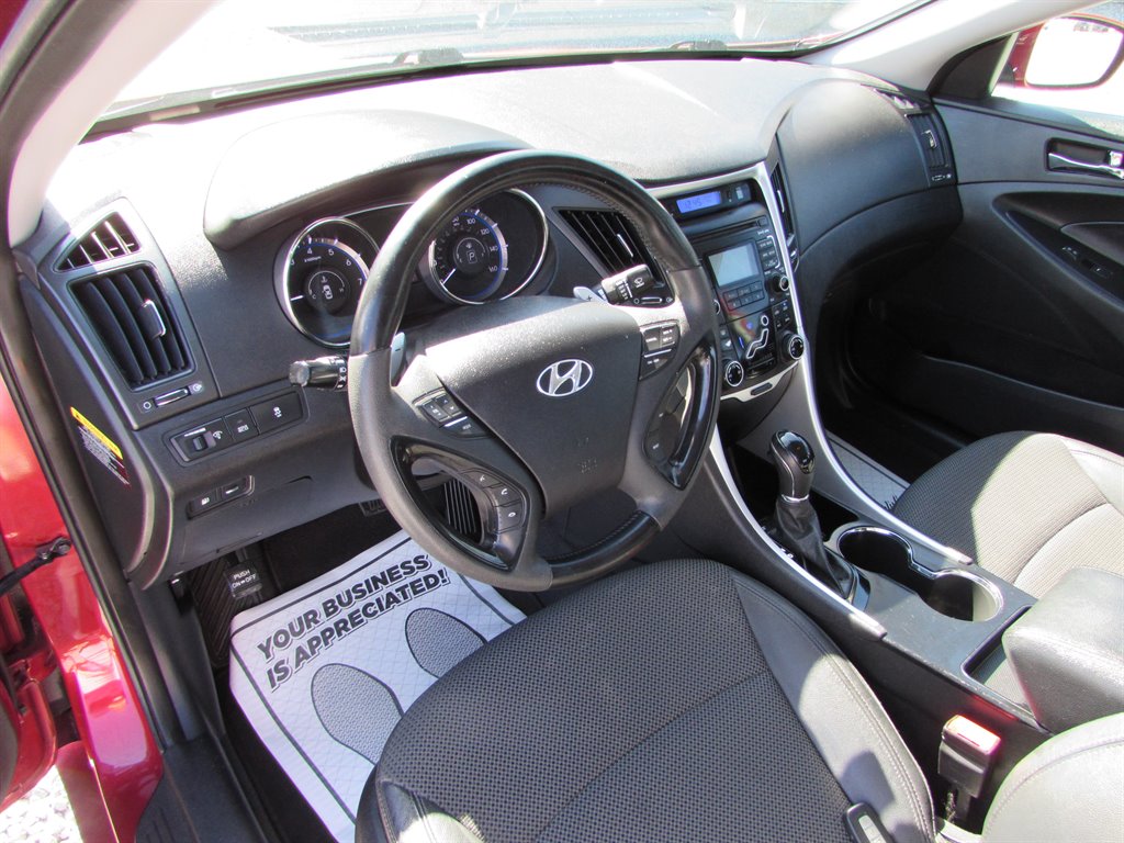 2011 Hyundai Sonata SE 2.0T photo
