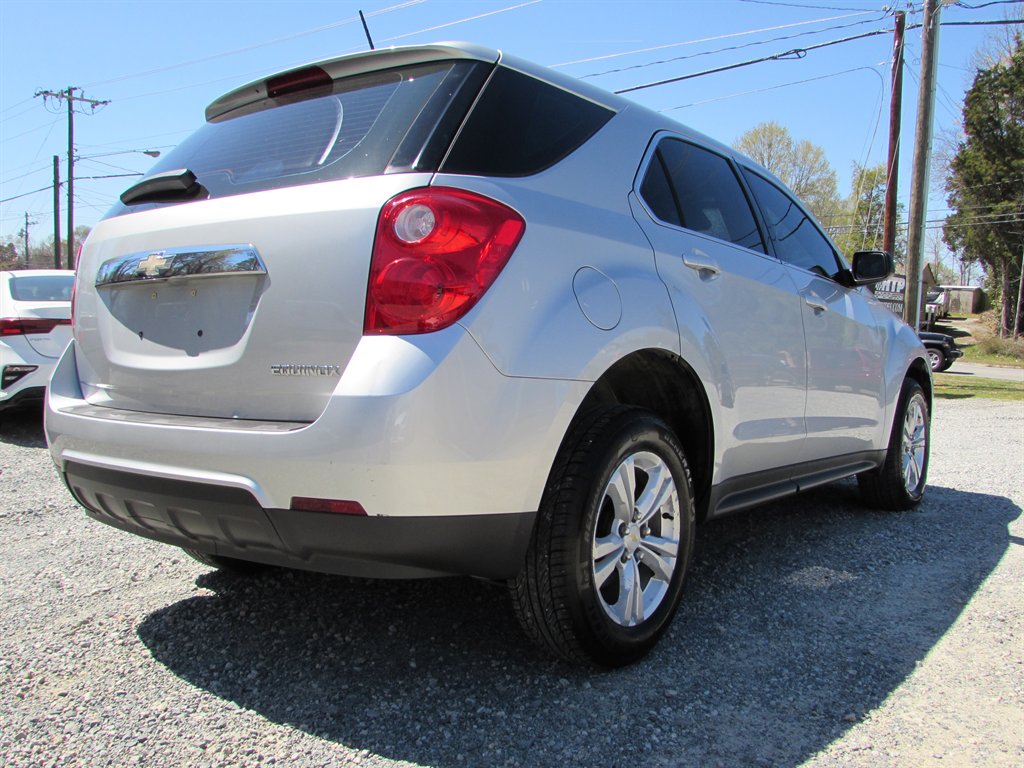2015 Chevrolet Equinox LS photo