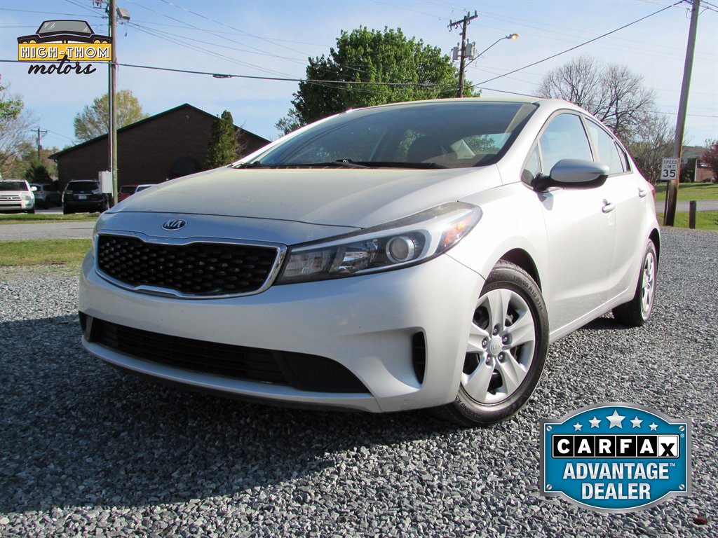 2017 Kia Forte LX photo