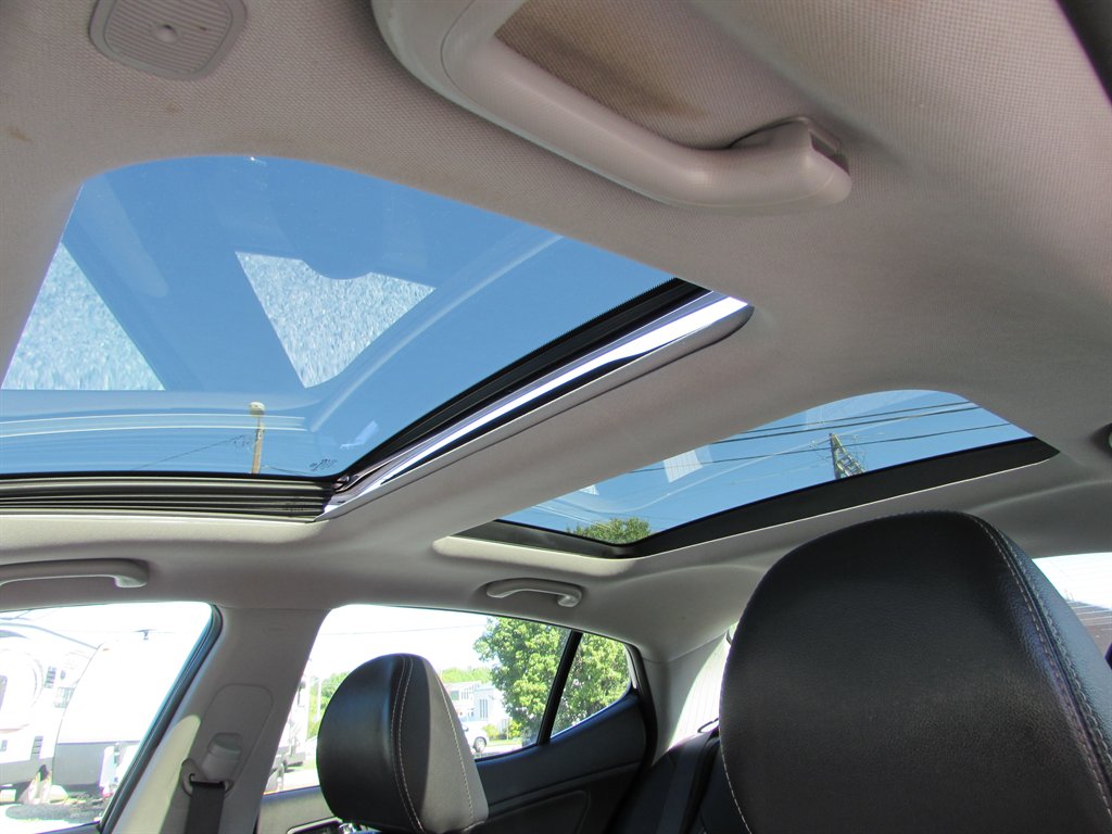 2012 Kia Optima SX Turbo photo