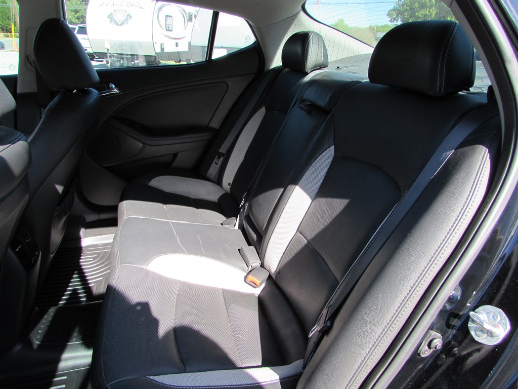 2012 Kia Optima SX Turbo photo