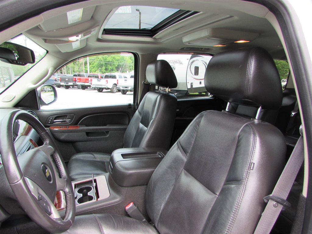2011 Chevrolet Tahoe LTZ photo