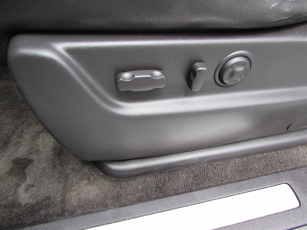 2011 Chevrolet Tahoe LTZ photo