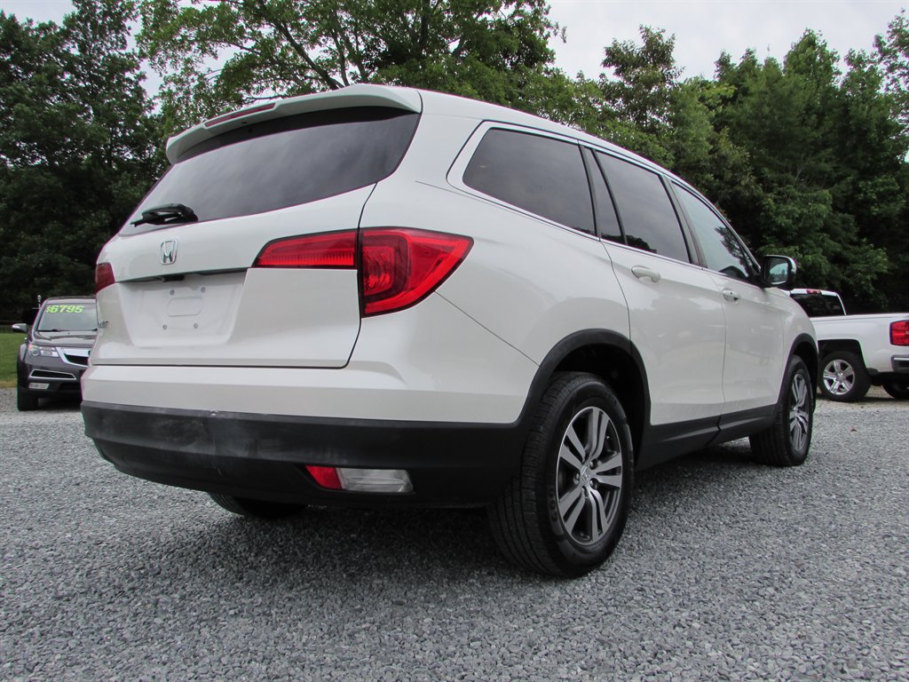 2017 Honda Pilot EX-L photo