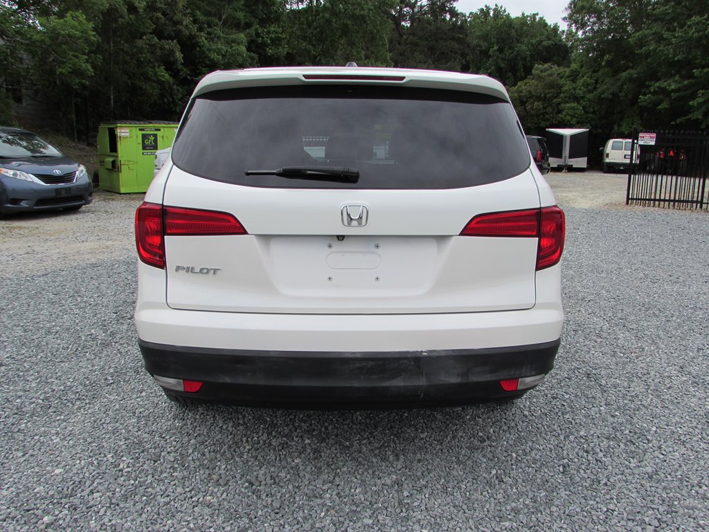 2017 Honda Pilot EX-L photo