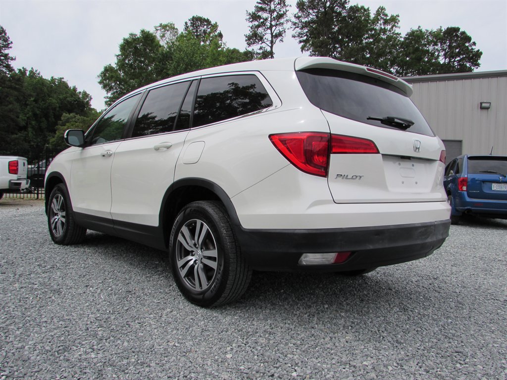 2017 Honda Pilot EX-L photo