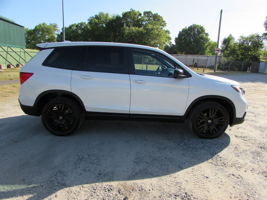 2021 Honda Passport - $17,990