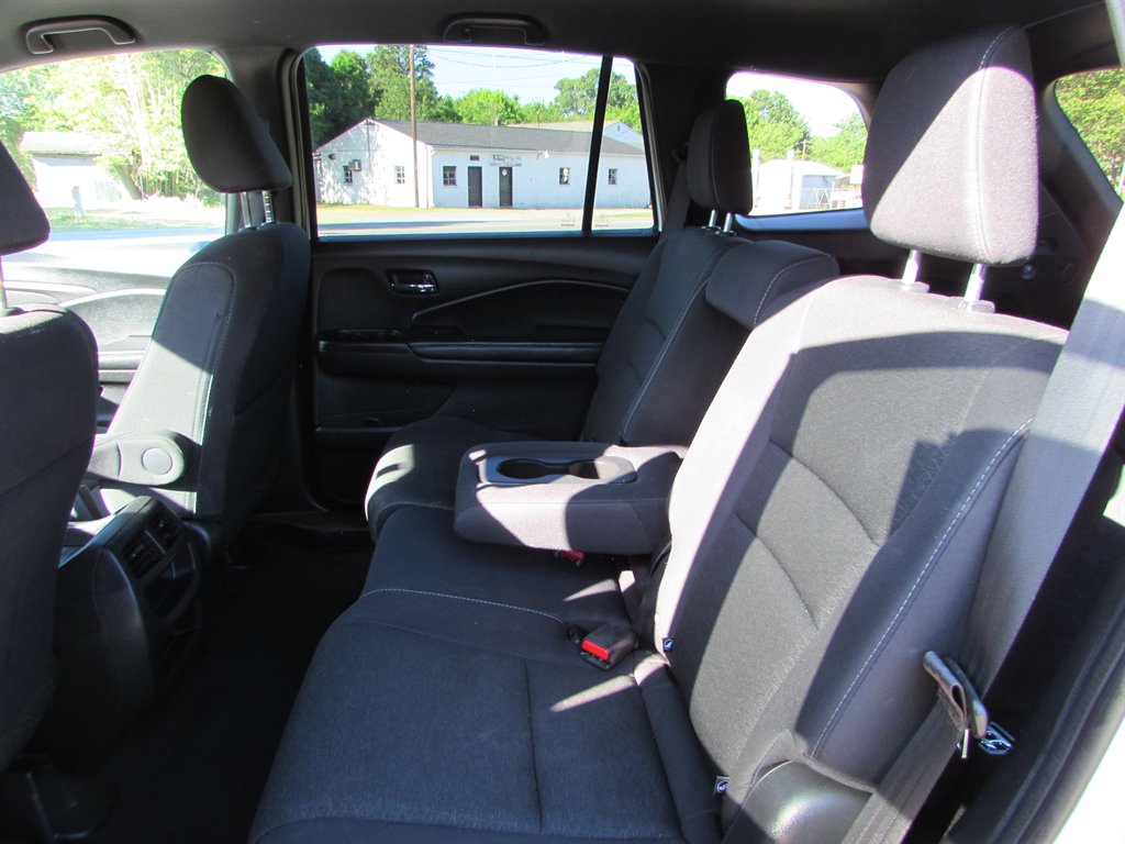 2021 Honda Passport - $17,990