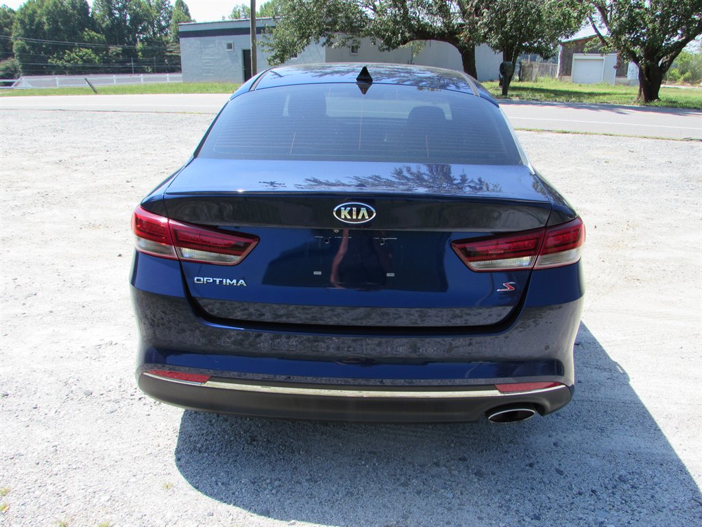 2018 Kia Optima - $9,740