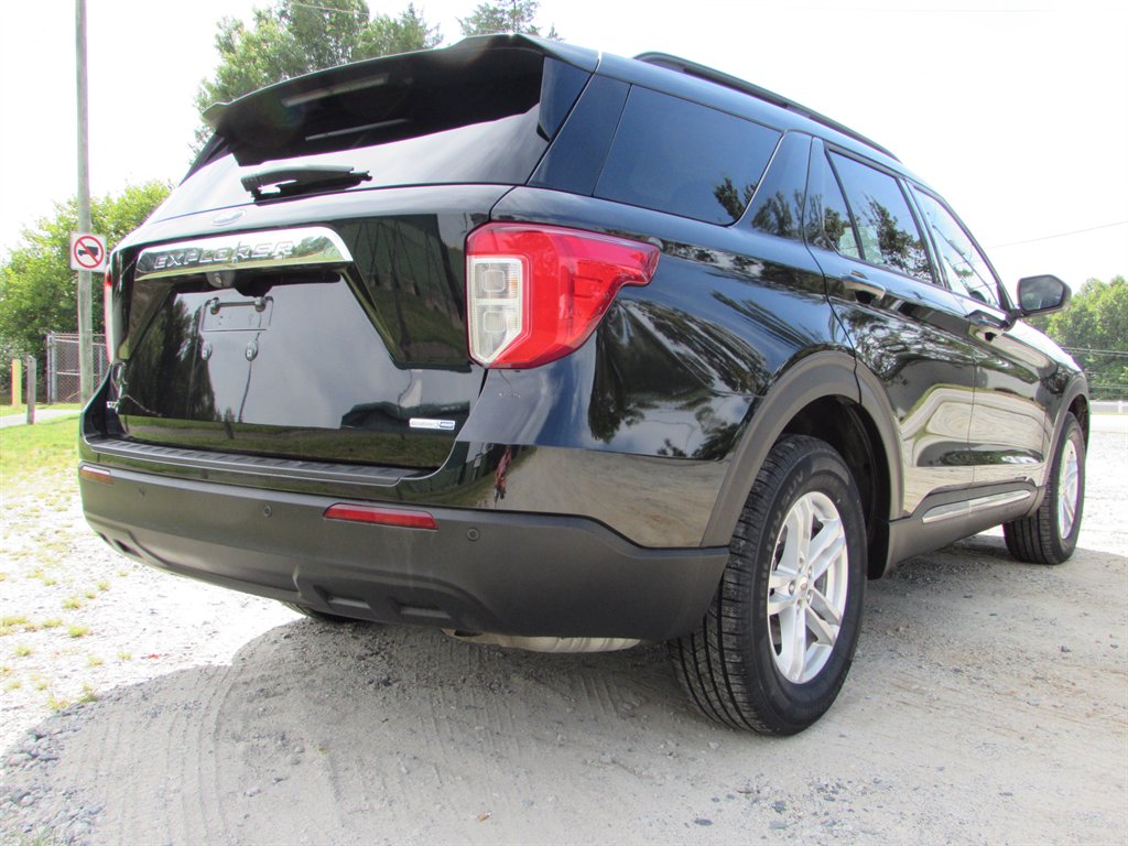 2020 Ford Explorer - $15,990