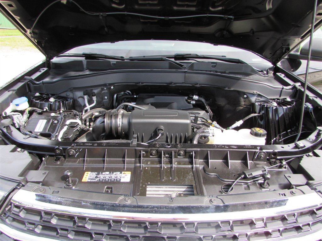 2020 Ford Explorer - $15,990