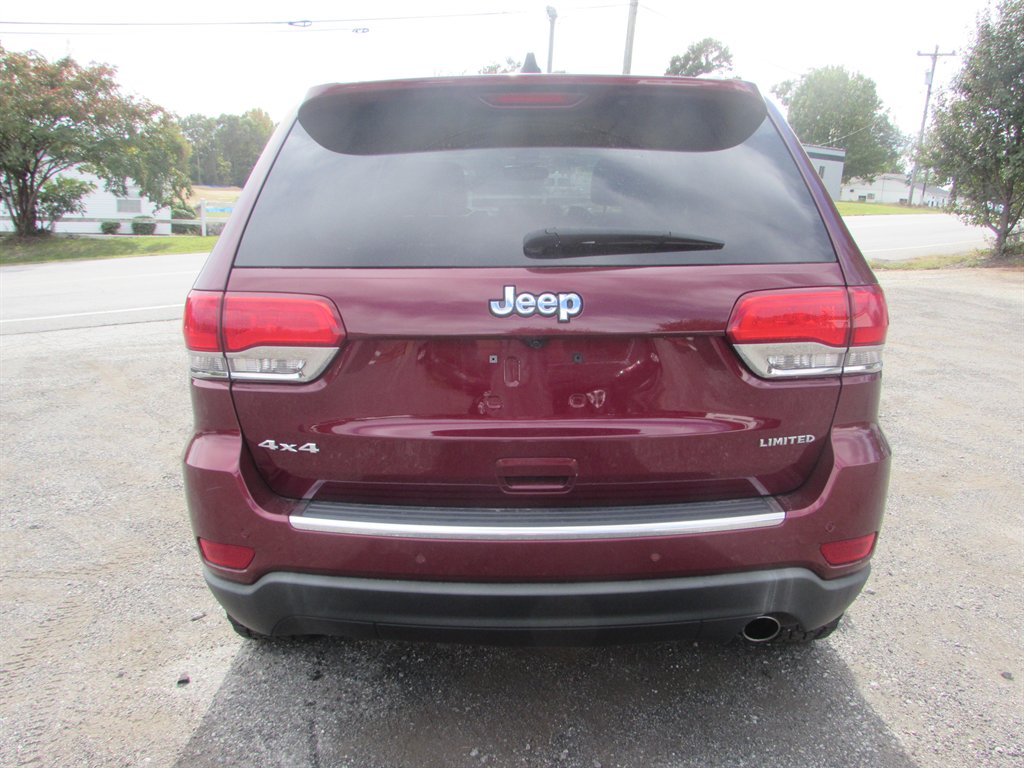 2018 Jeep Cherokee - $13,675