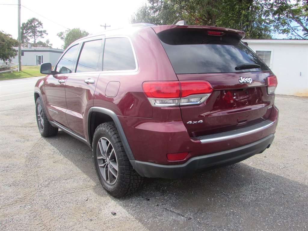2018 Jeep Cherokee - $13,675