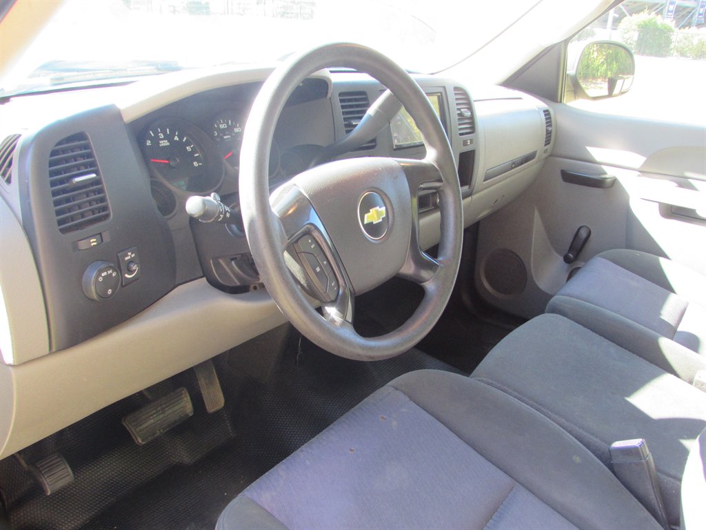 2013 Chevrolet Silverado - $8,350