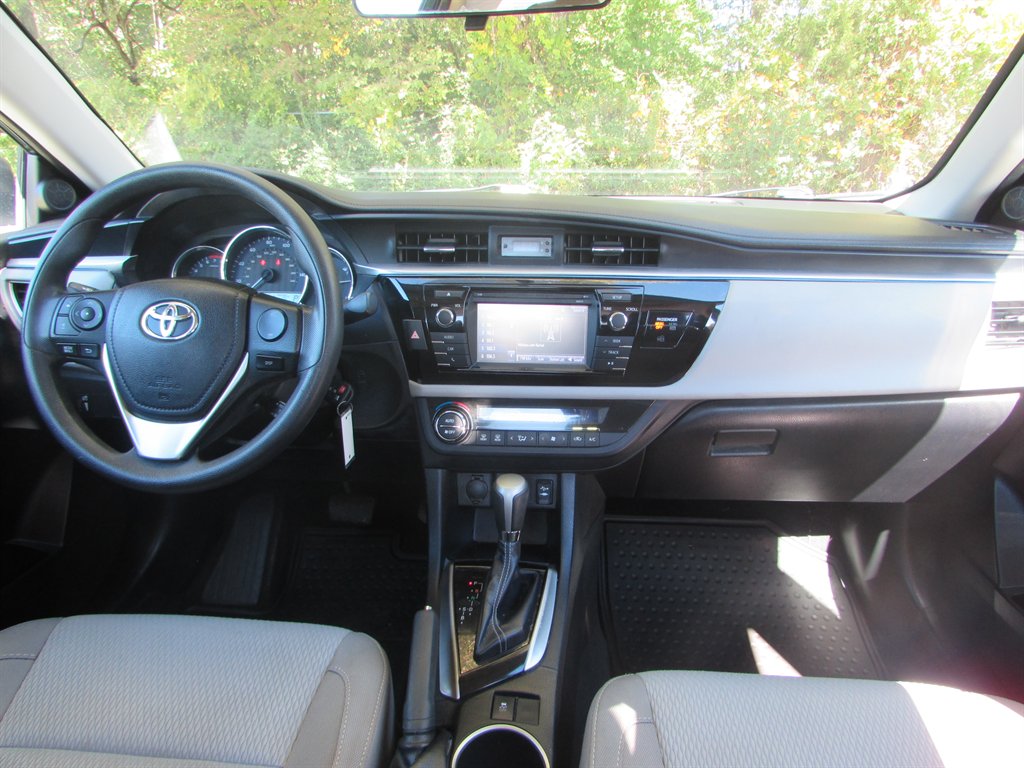 2016 Toyota Corolla - $11,885