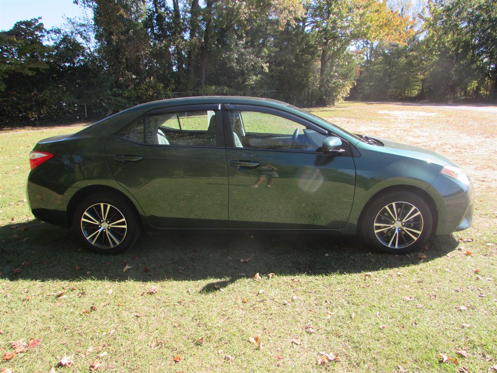 2016 Toyota Corolla - $11,885