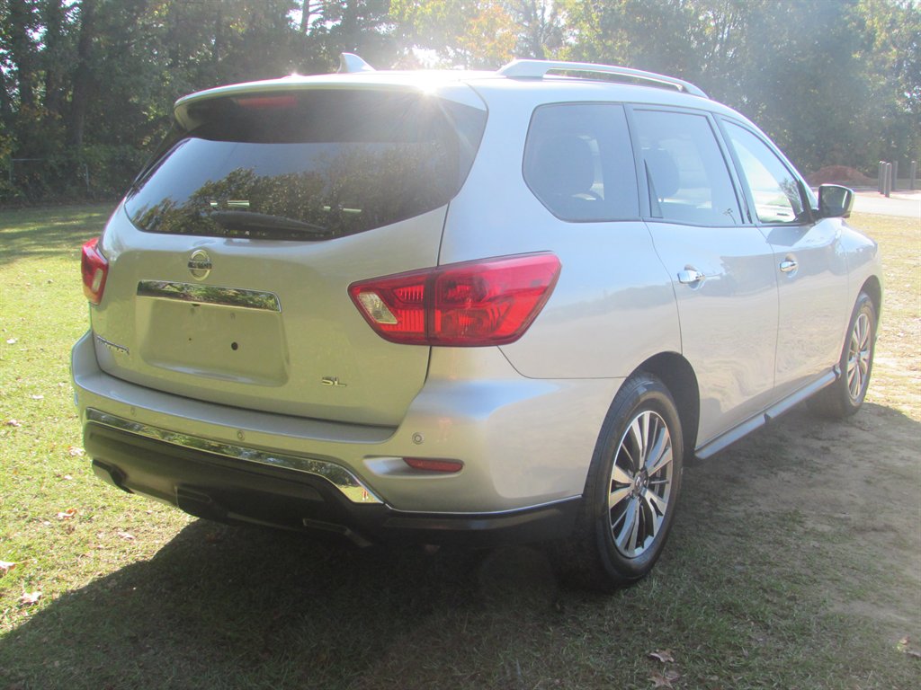2020 Nissan Pathfinder - $11,870