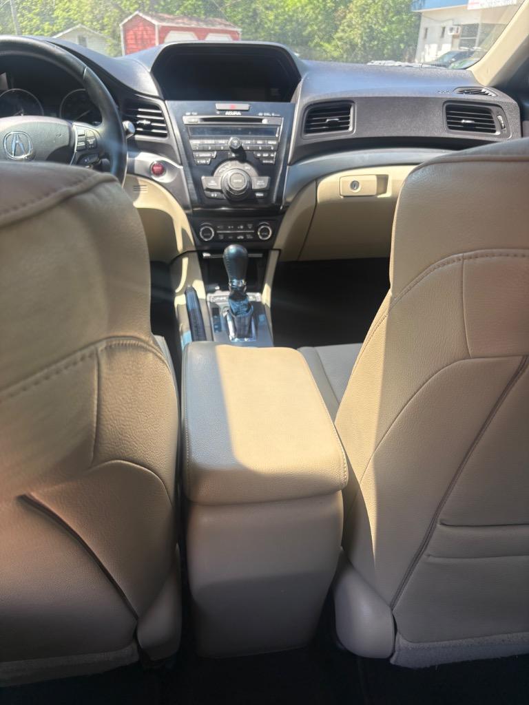 2014 Acura ILX
