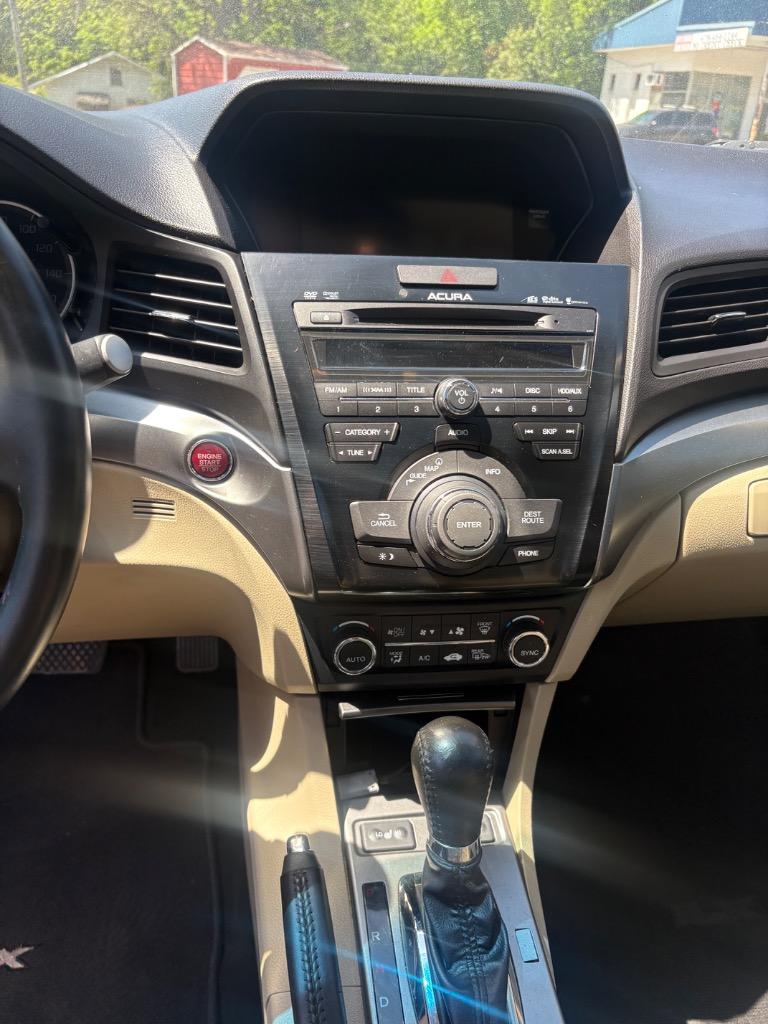 2014 Acura ILX
