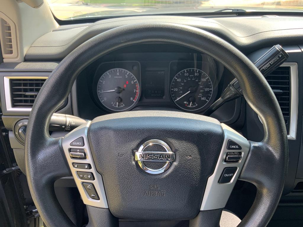 2017 Nissan Titan