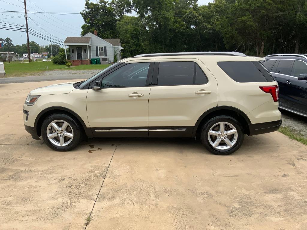 2018 Ford Explorer