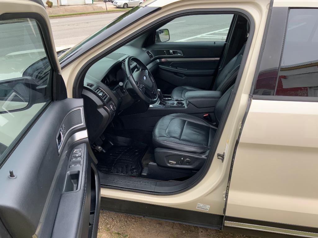 2018 Ford Explorer