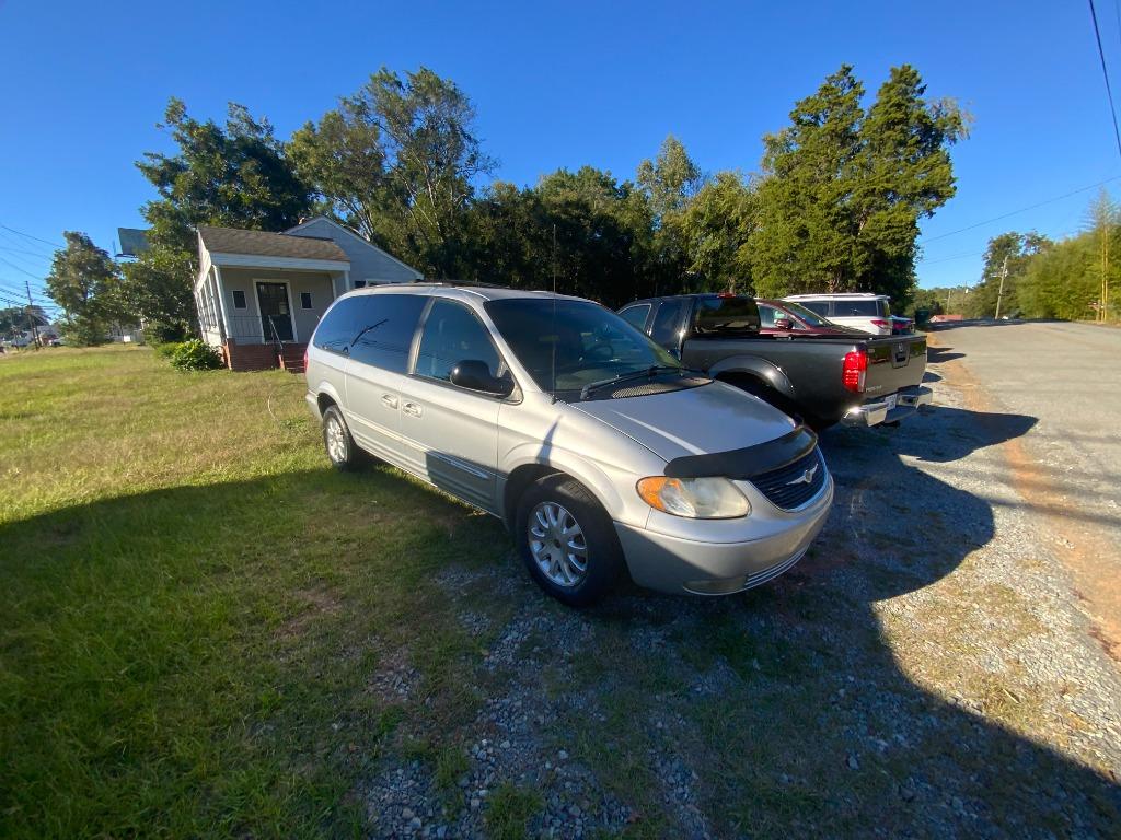 2001 Chrysler Town And Country