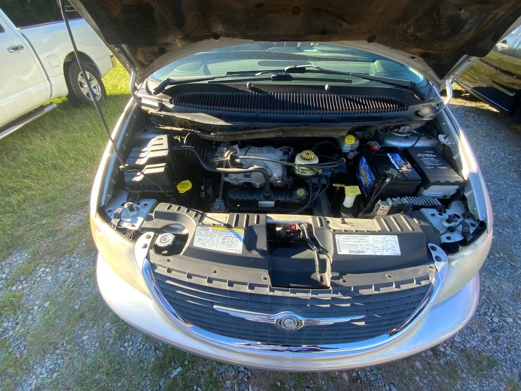 2001 Chrysler Town And Country