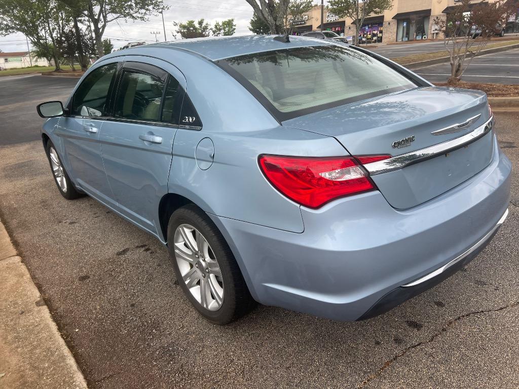 2012 Chrysler 200 - $4,701