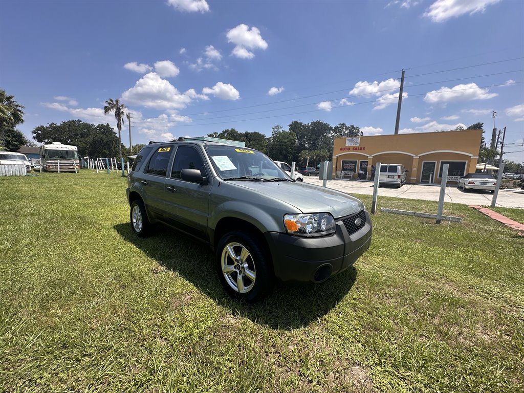 2006 Ford Escape - $4,900