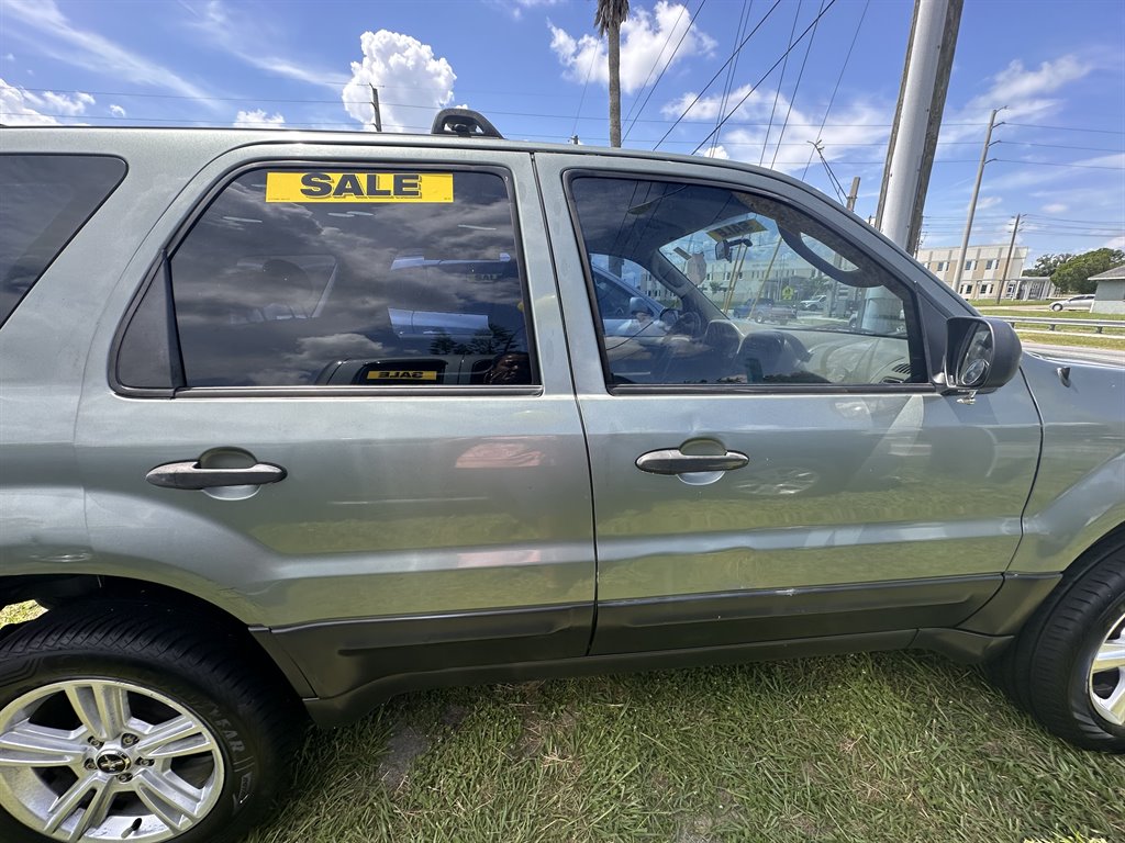2006 Ford Escape - $4,900