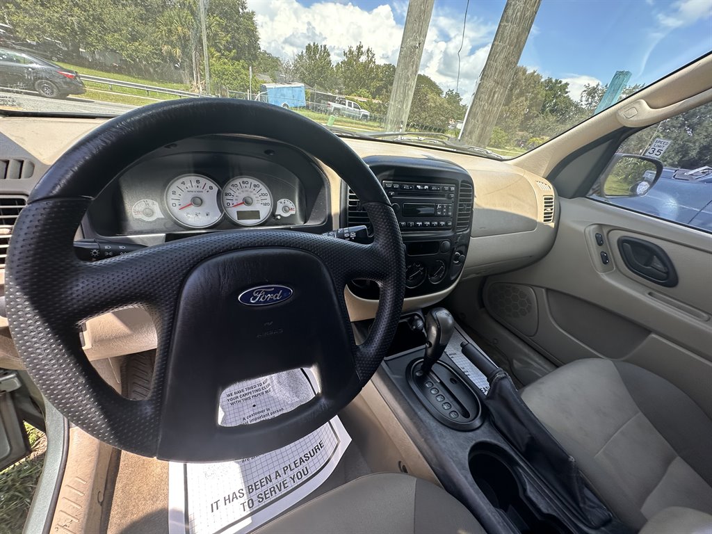 2006 Ford Escape - $4,900