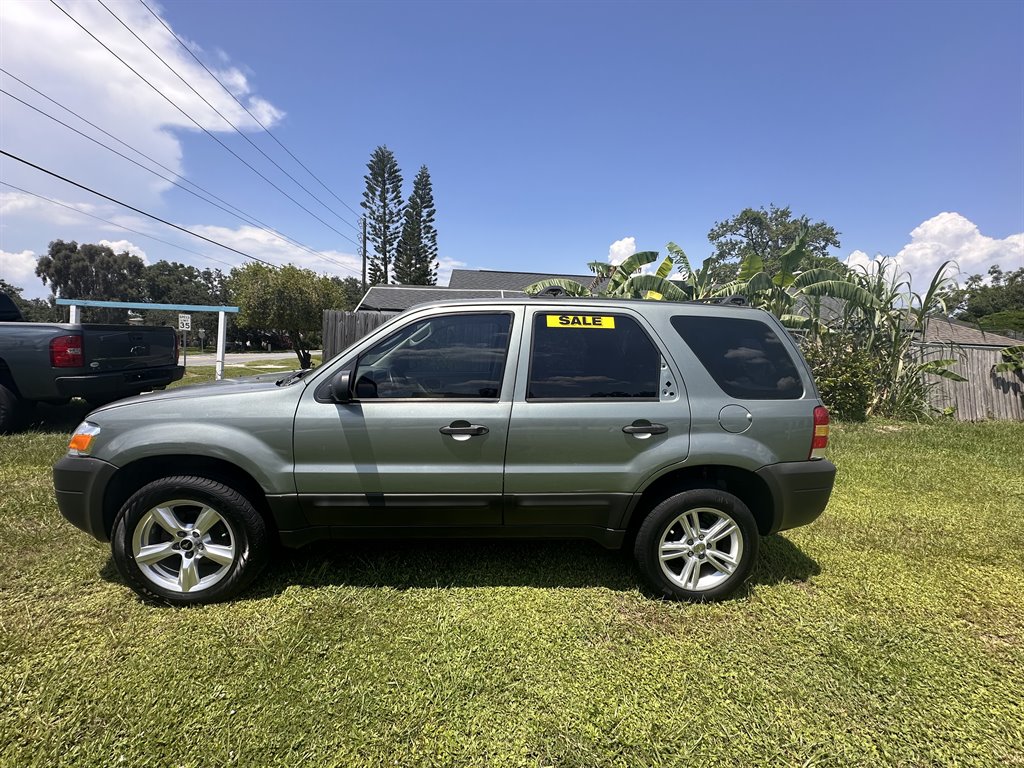 2006 Ford Escape - $4,900