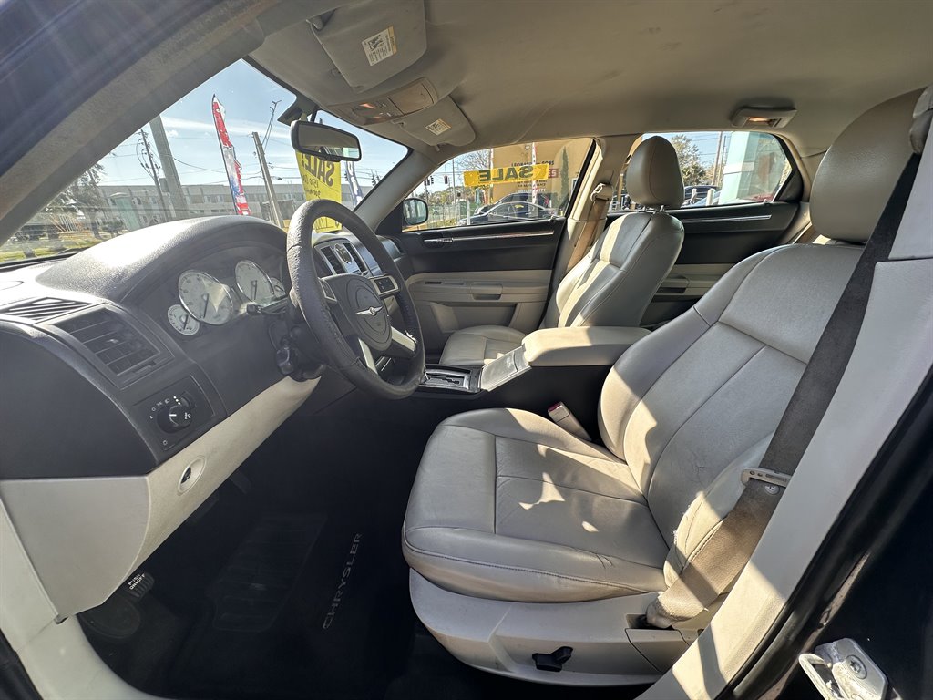 2007 Chrysler 300 Touring photo