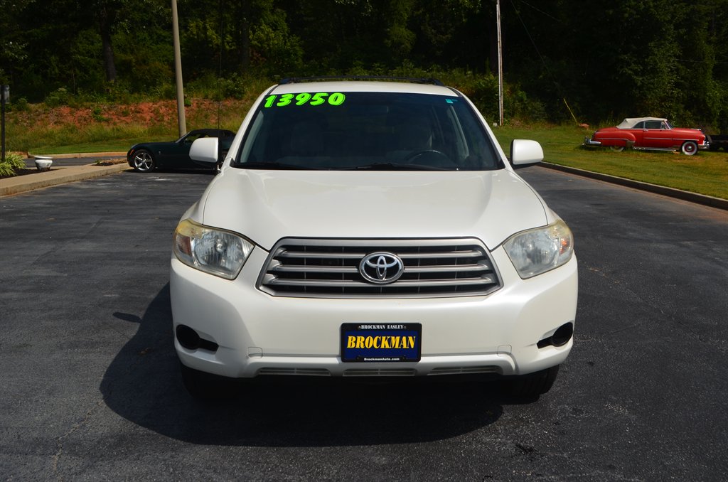 2009 Toyota Highlander - $12,950