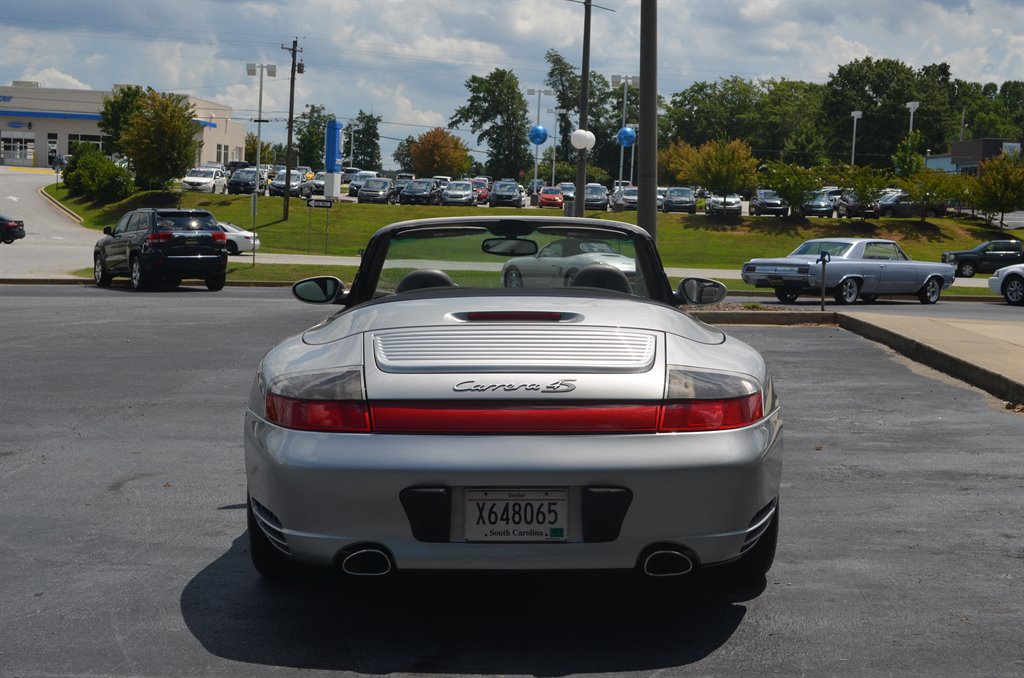 2004 Porsche 911 Carrera photo