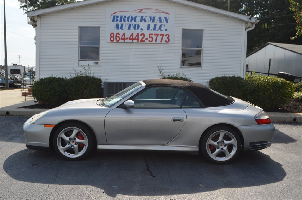 2004 Porsche 911 Carrera photo
