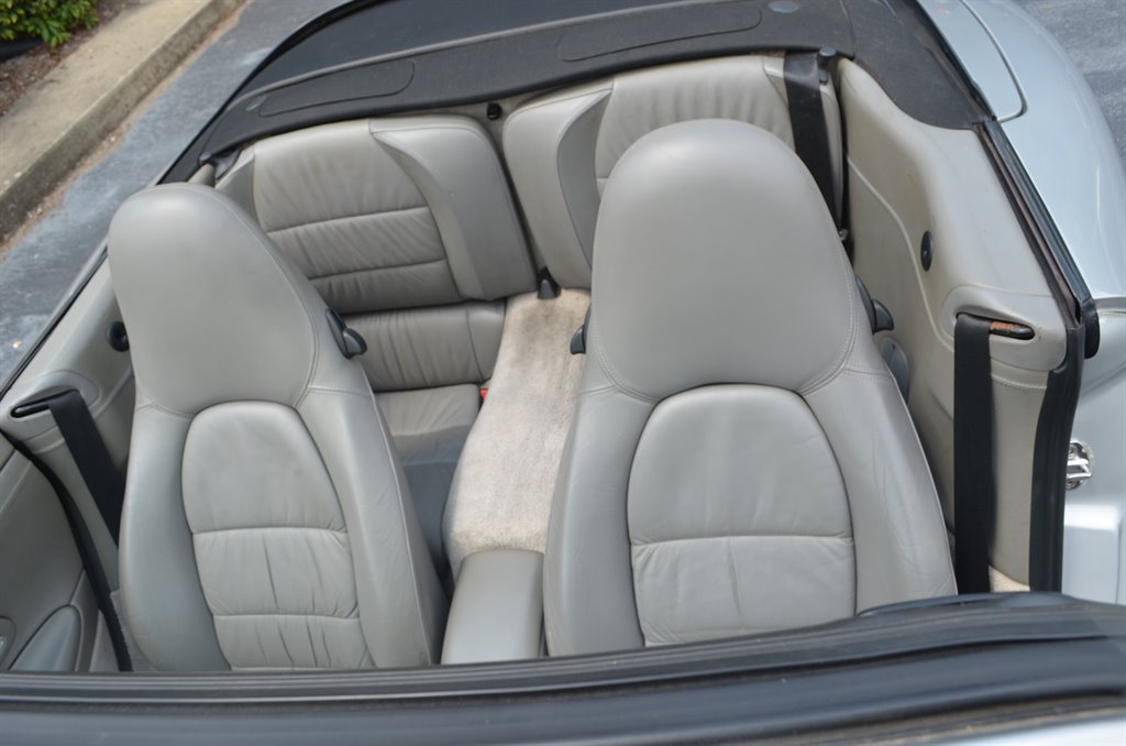 2004 Porsche 911 Carrera photo