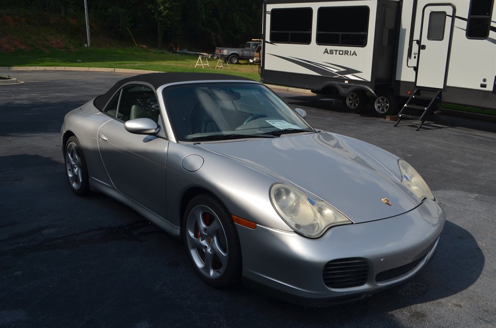 2004 Porsche 911 Carrera photo