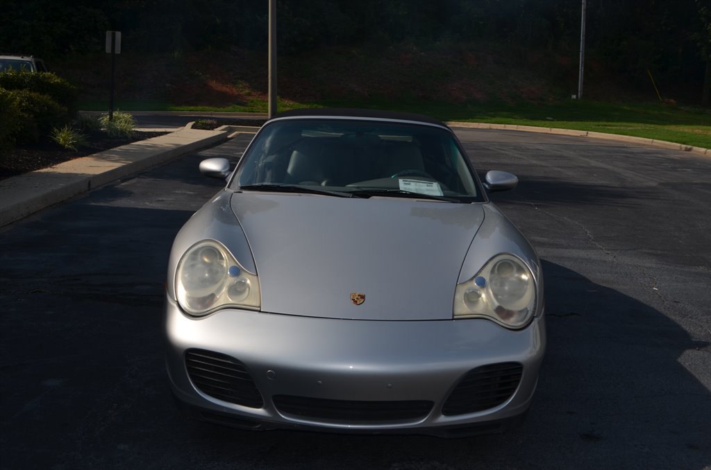 2004 Porsche 911 Carrera photo