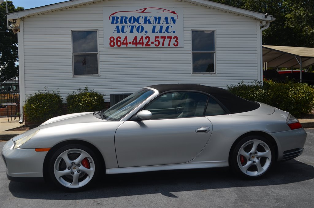 2004 Porsche 911 Carrera photo